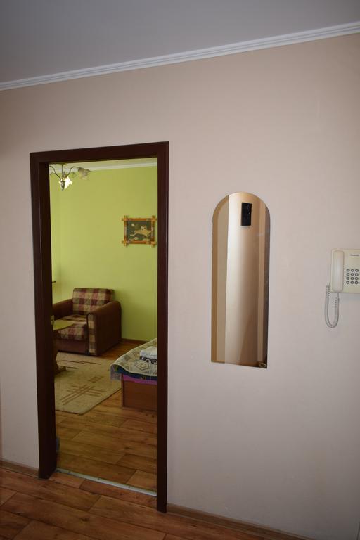 Apartment On Vasylya Chervoniya 67 Rivne Eksteriør billede